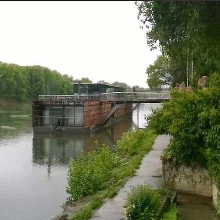 Appartement Au Bord De Seine Épinay-sur-Seine Екстериор снимка