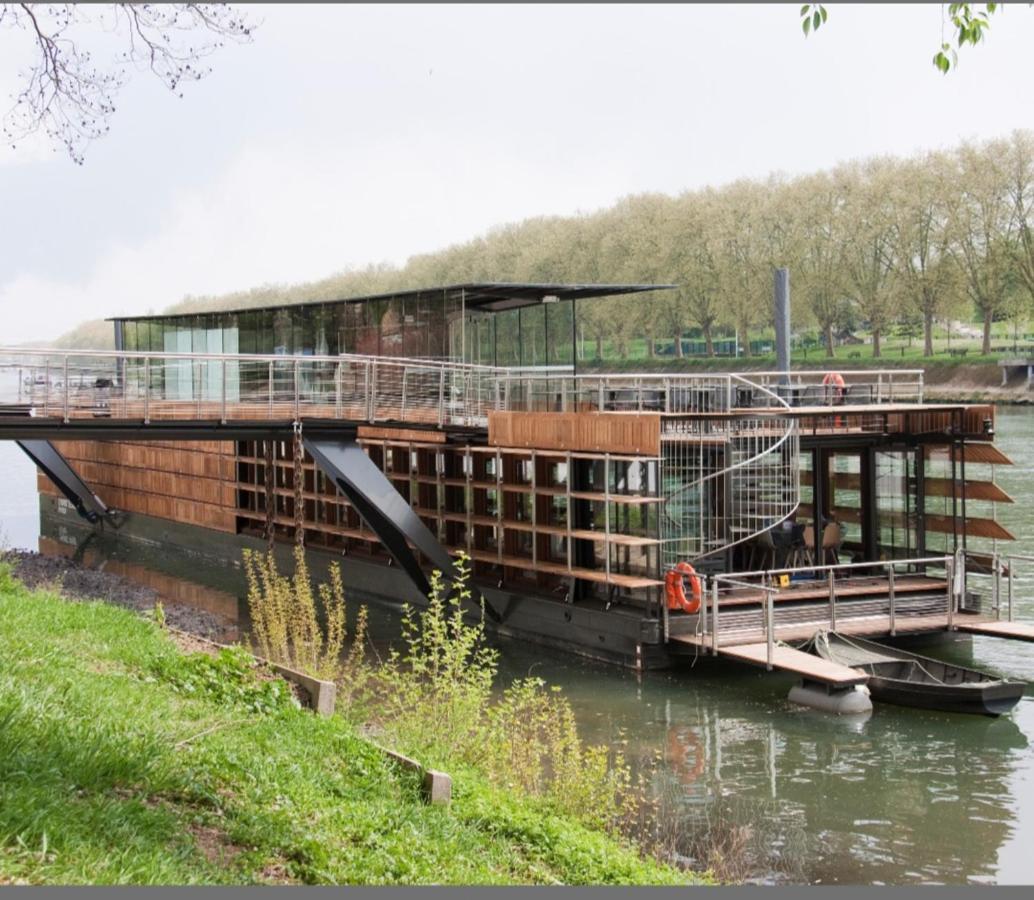 Appartement Au Bord De Seine Épinay-sur-Seine Екстериор снимка